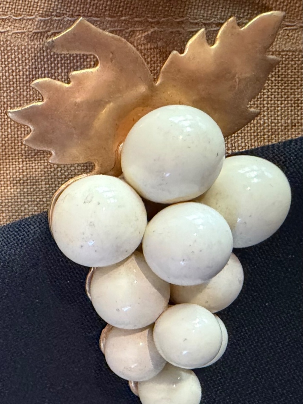 Vintage 1940s Milk Glass & Gold Tone Grape Cluster Dress Clip